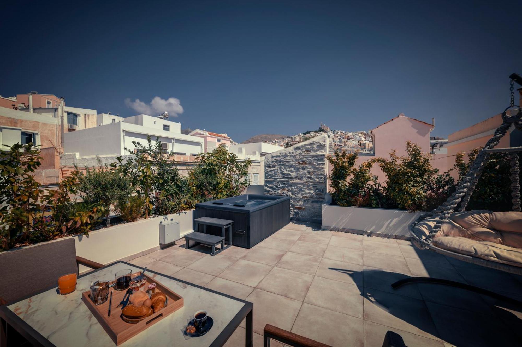 Ninemian Suites Syros Ermupoli Exteriér fotografie